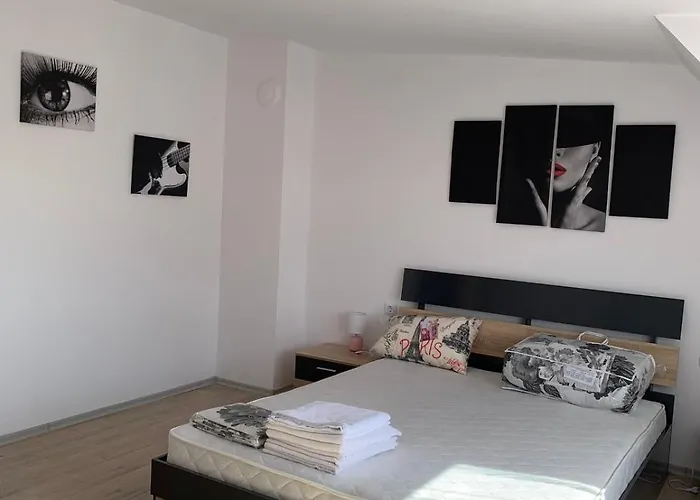 Stylish 1br Near Centre סופיה