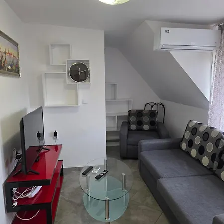 Apartament Stylish 1br Near Centre By Bulgarianhomes *