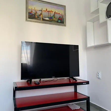 Stylish 1br Near Centre By Bulgarianhomes דירה סופיה