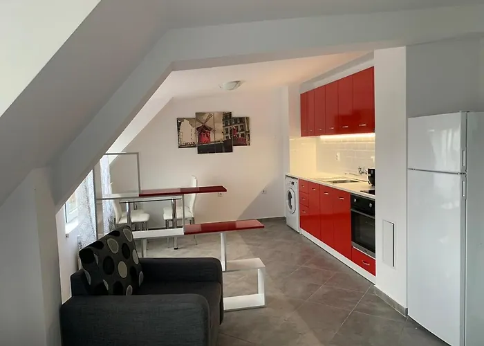 Apartman Stylish 1br Near Centre Szófia